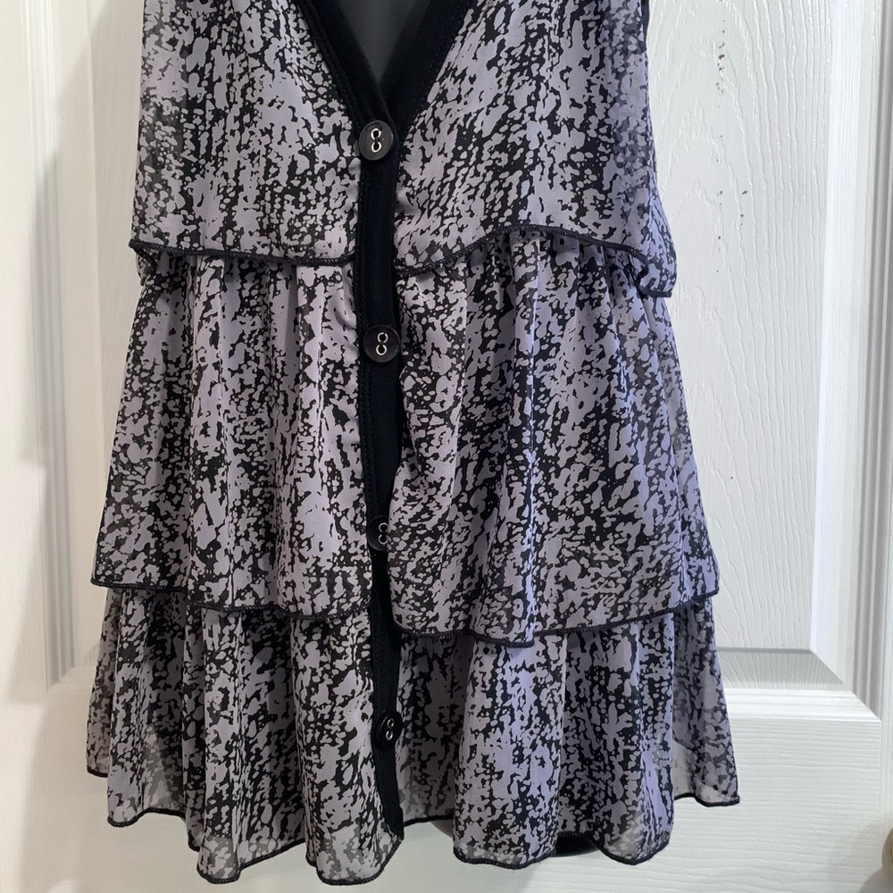 Flowy Razer-Back Tunic | Size: S - Picture 5 of 6